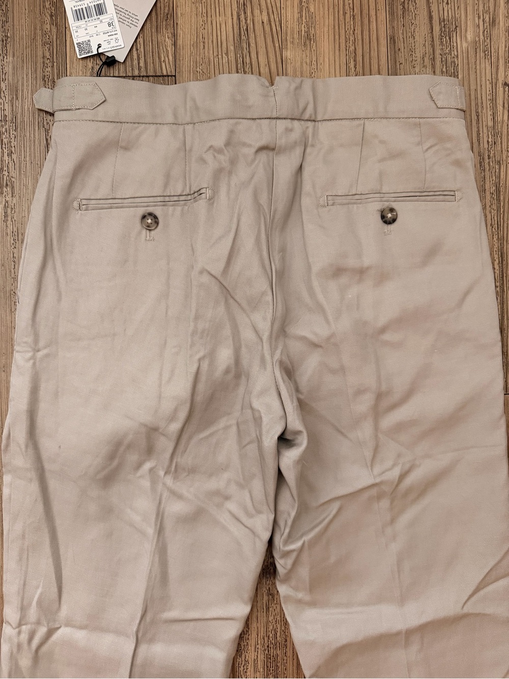 Mango Men’s Linen-Blend Pleated Pants - Picture 14 of 16